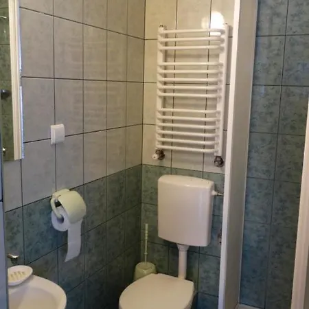 Pokoje Goscinne Murowanica