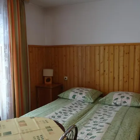 Guest house Pokoje Goscinne Murowanica *