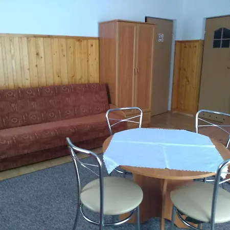 Guest house Pokoje Goscinne Murowanica *